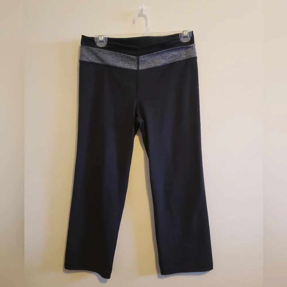 Victoria's Secret Black and Gray Leggings